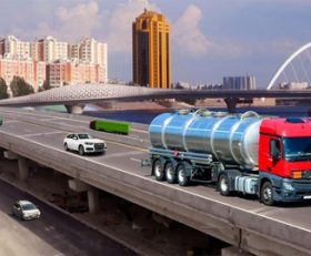 Offroad Oil Tanker Truck Driving