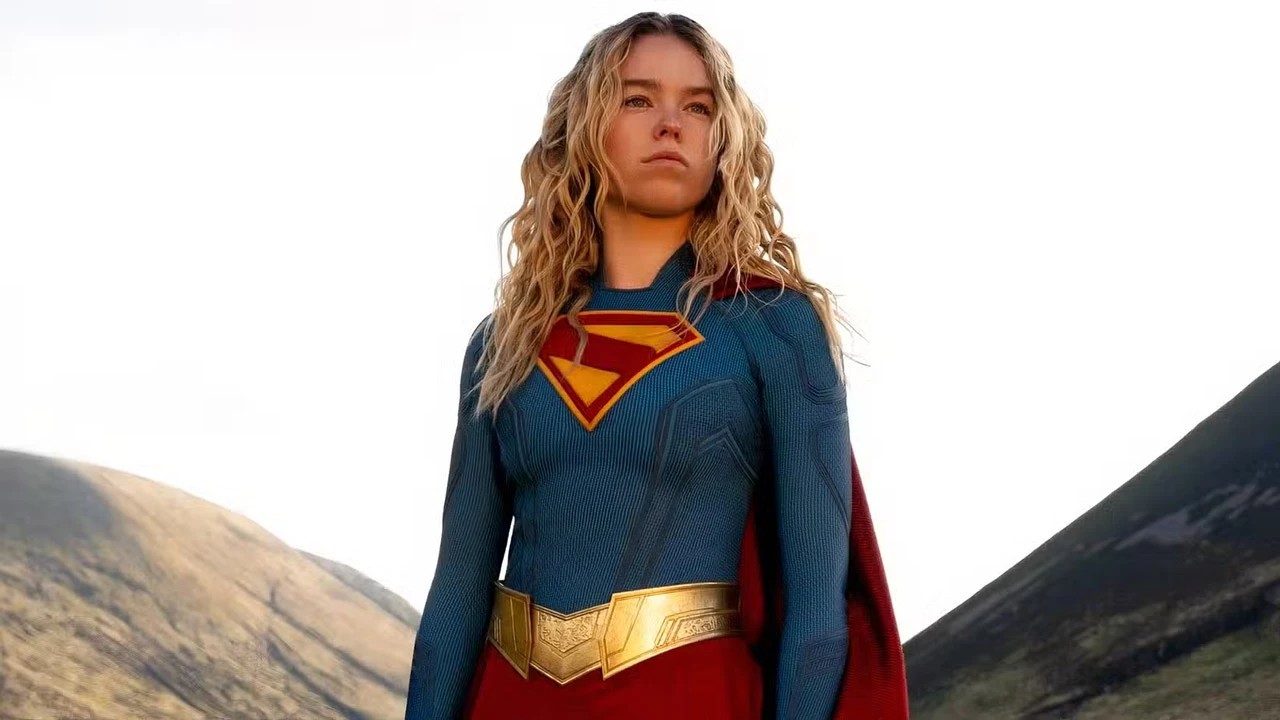 فروش فیلم Supergirl